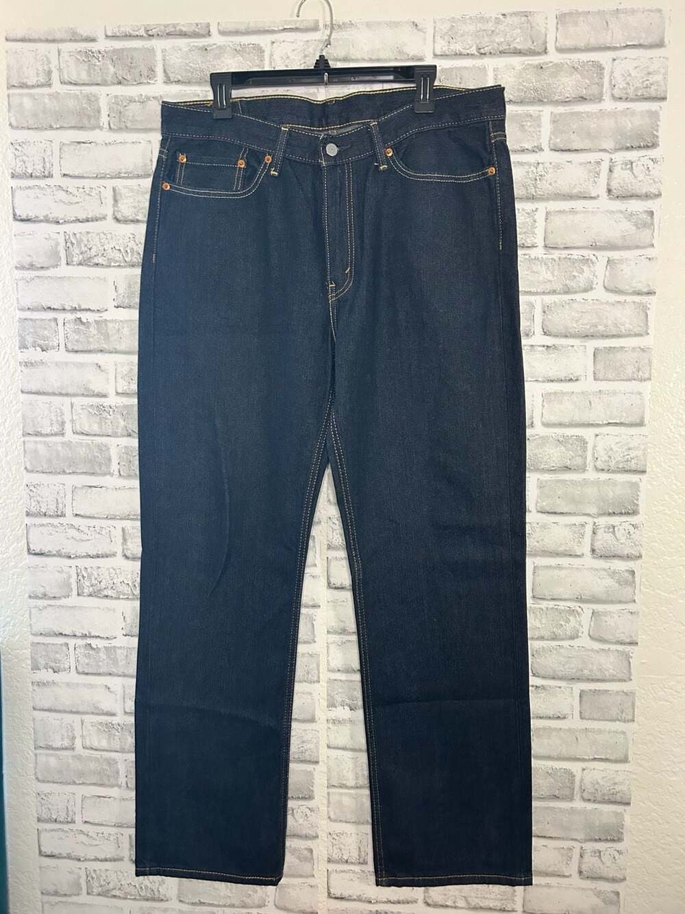 Levi's 514 Straight Fit Men's Dark Wash Denim Jeans (36x32)